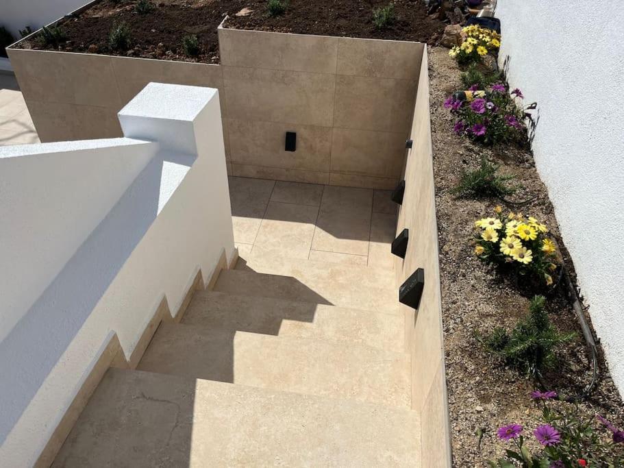 Lux Spa 2 Barcelona Vallirana Kültér fotó