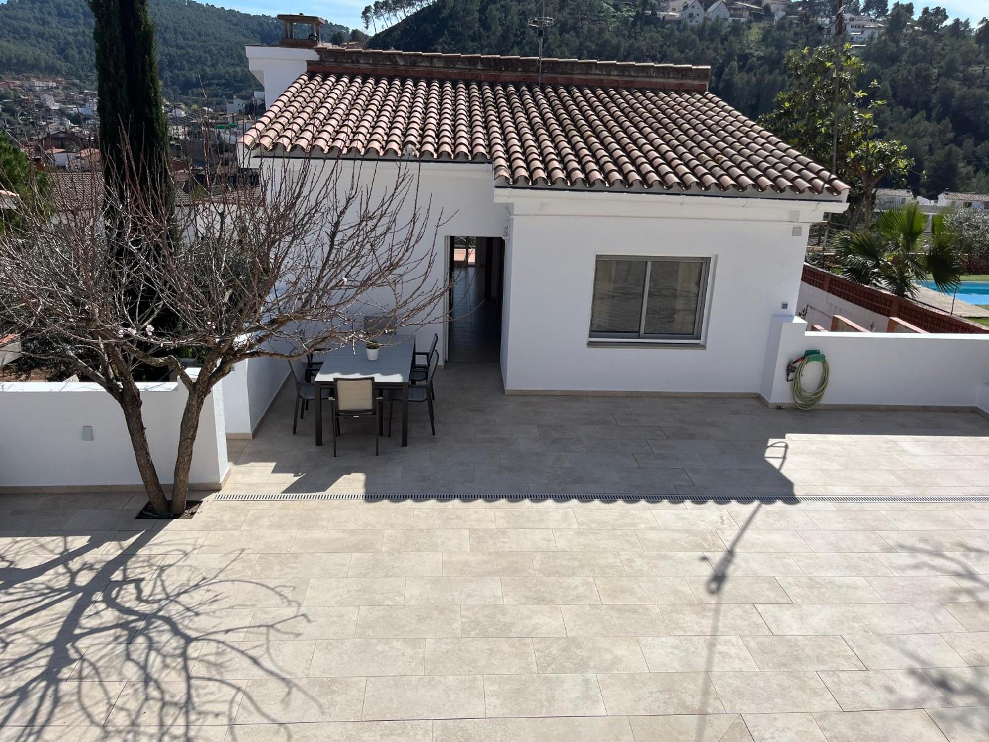 Lux Spa 2 Barcelona Vallirana Kültér fotó